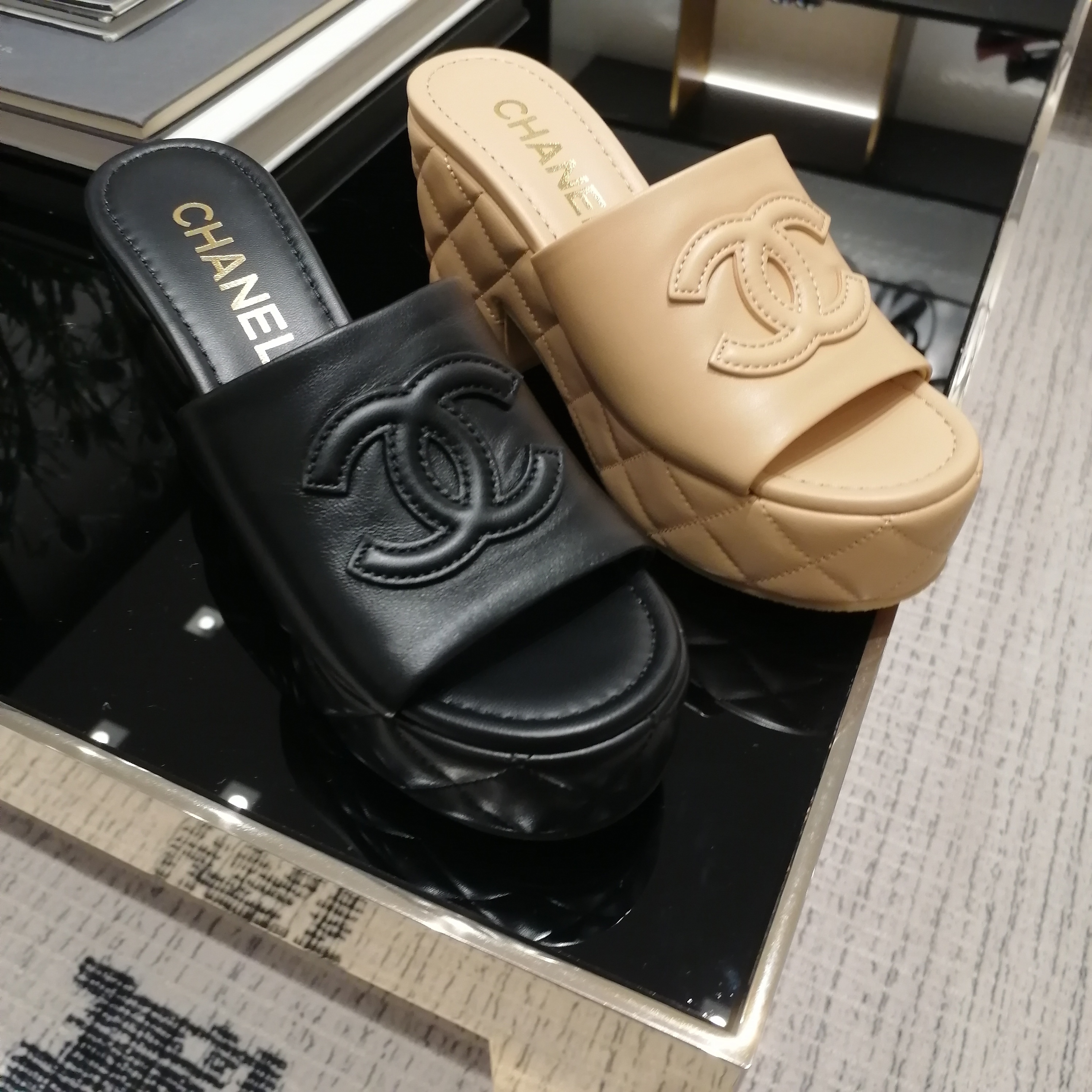 CHANEL☆サンダル
