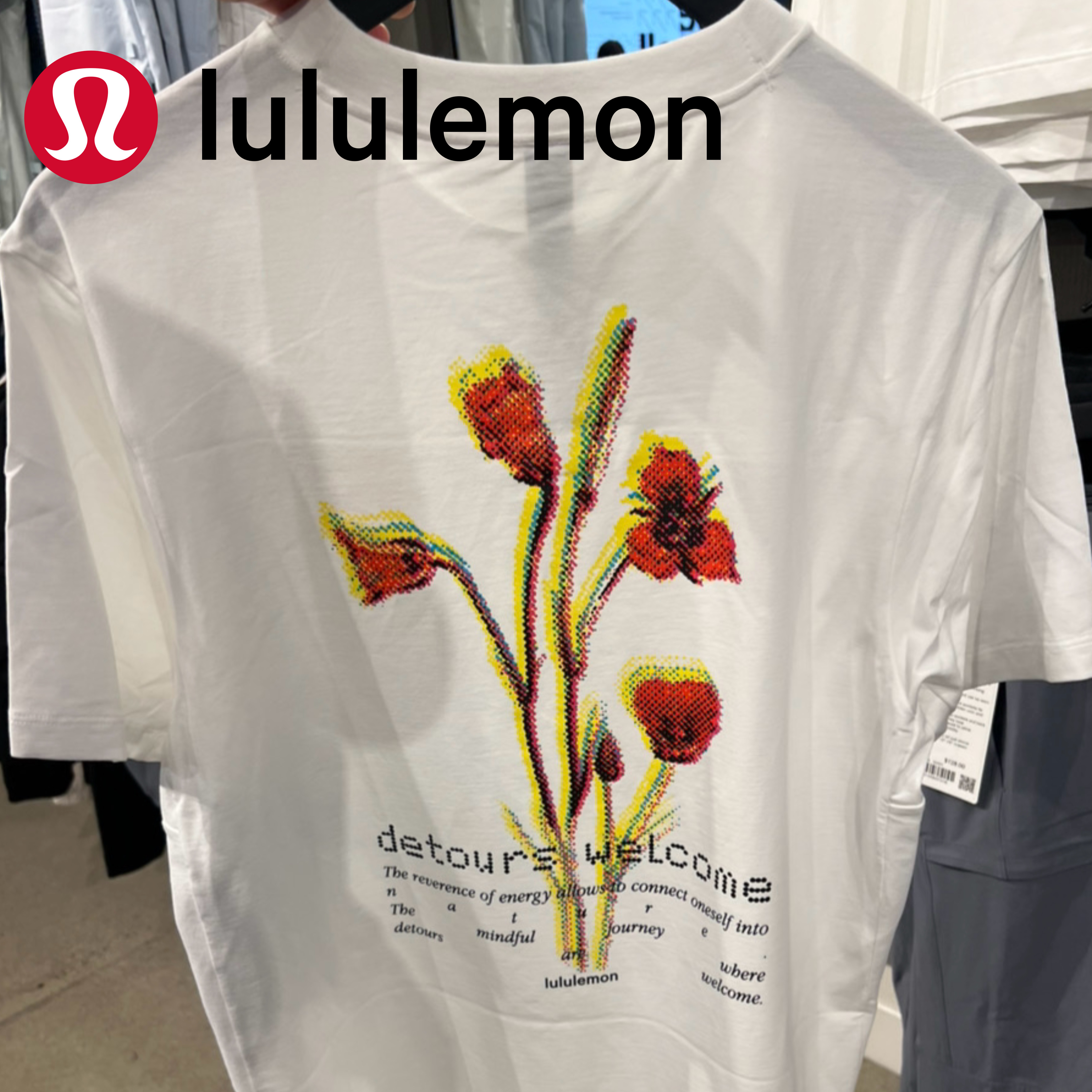 【lululemon】カナダ発 Zeroed In グラフィック 半袖シャツ