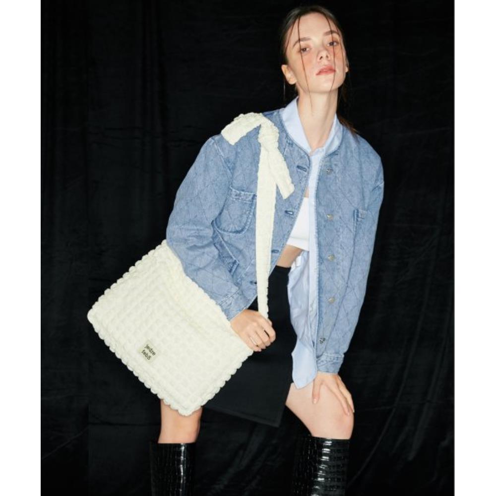 ★ JEDREFEB5★ Croffle Crossbody Bag Ivory j22bcr002iv