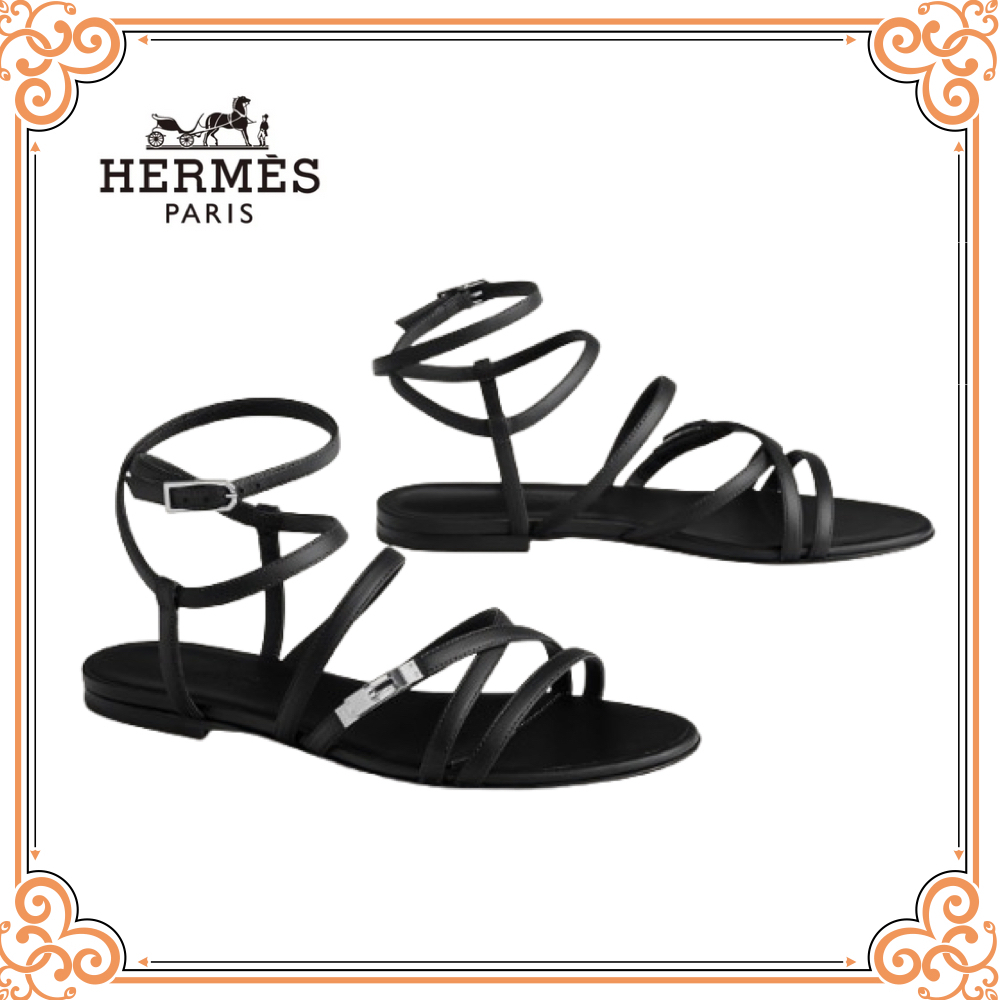 上品で夏の装いを演出♪【HERMES】レザー サンダル