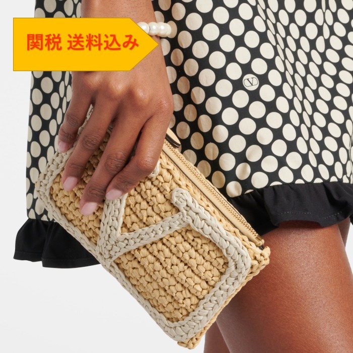 【VALENTINO】 Viva Superstar Small crochet clutch