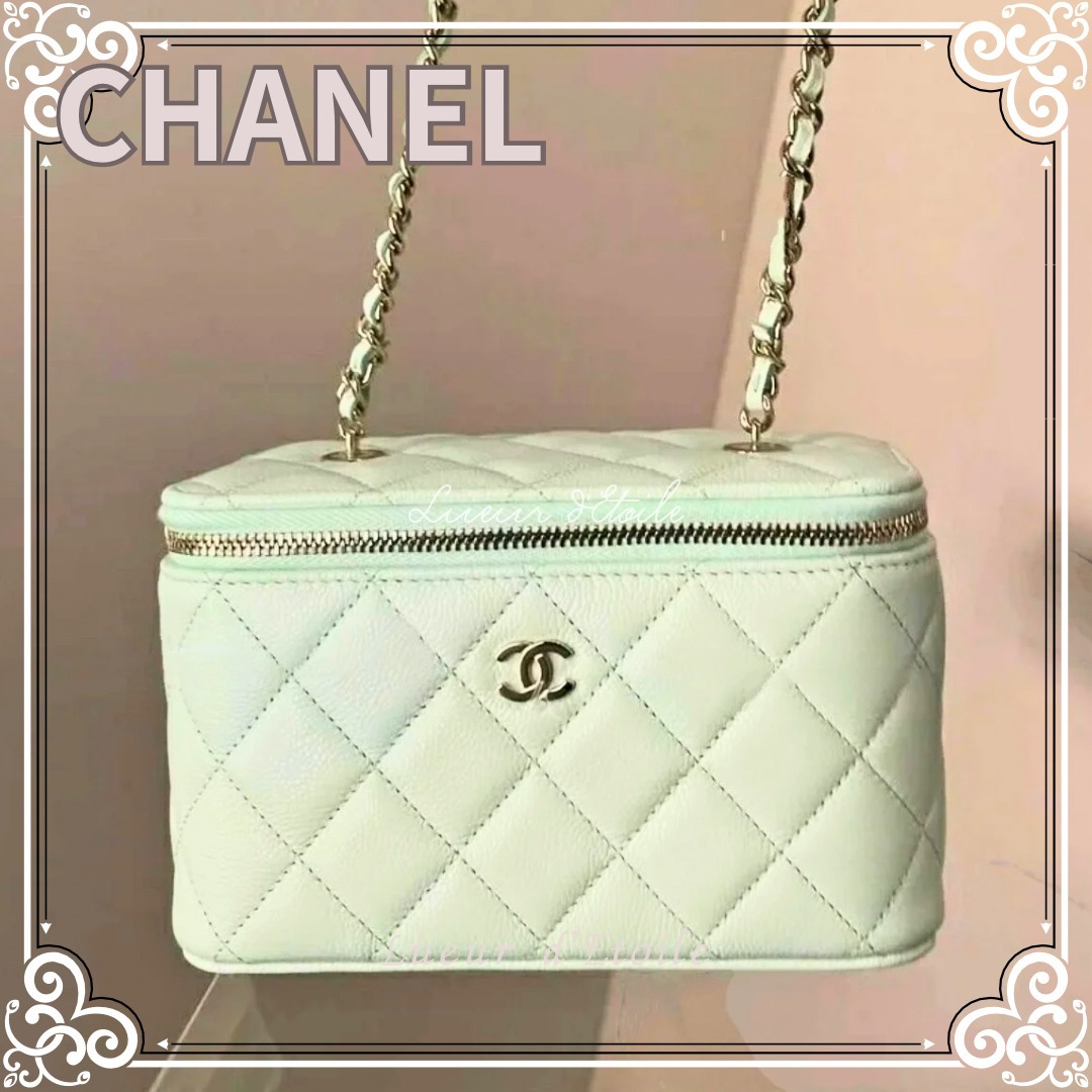 【メイクポーチに最適】CHANEL ヴァニティ チェーンクラッチ 25S