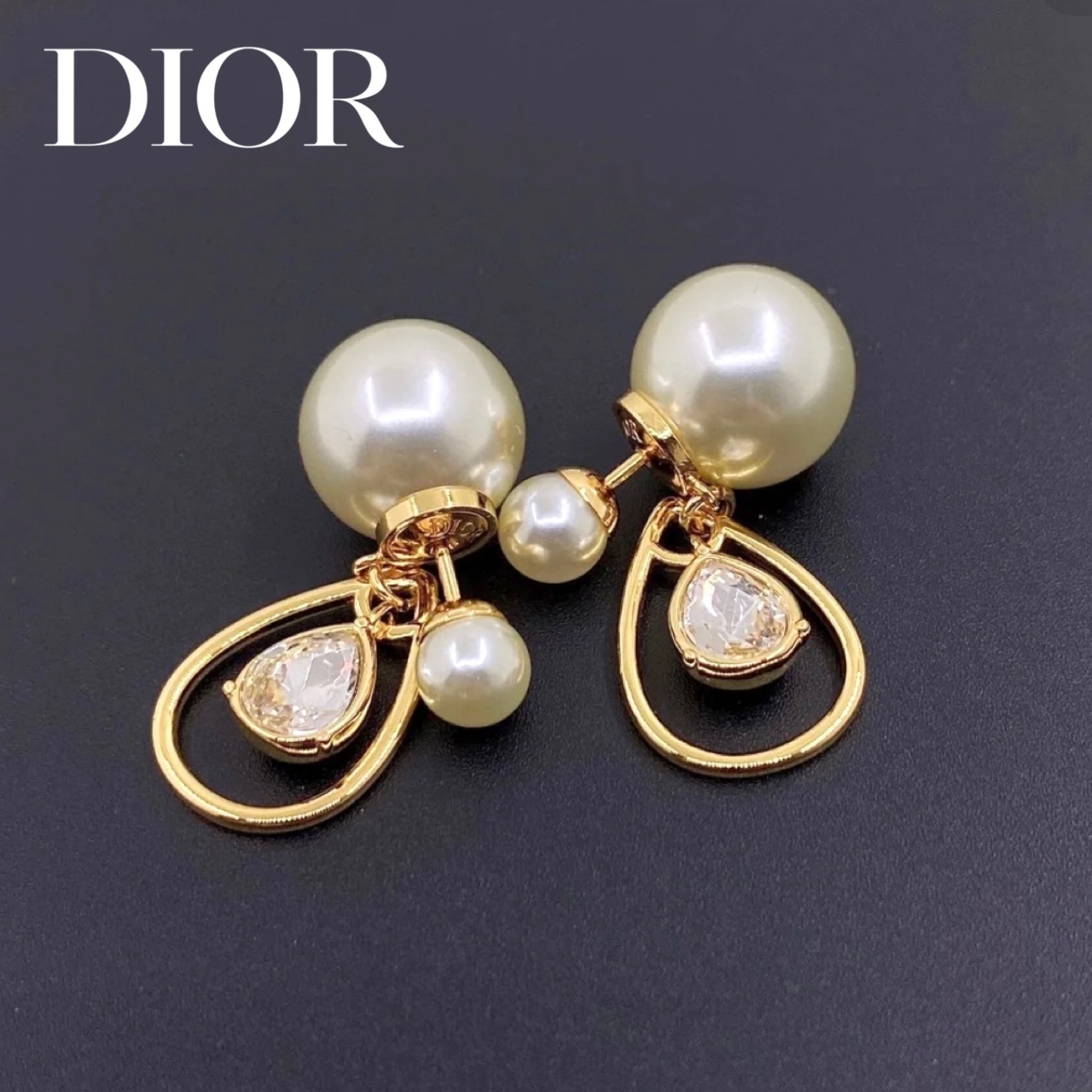 上品に揺れる☆【DIOR】ピアス