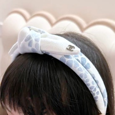 《夏らしい爽やかな花柄》CHANEL ココビーチ ヘアバンド