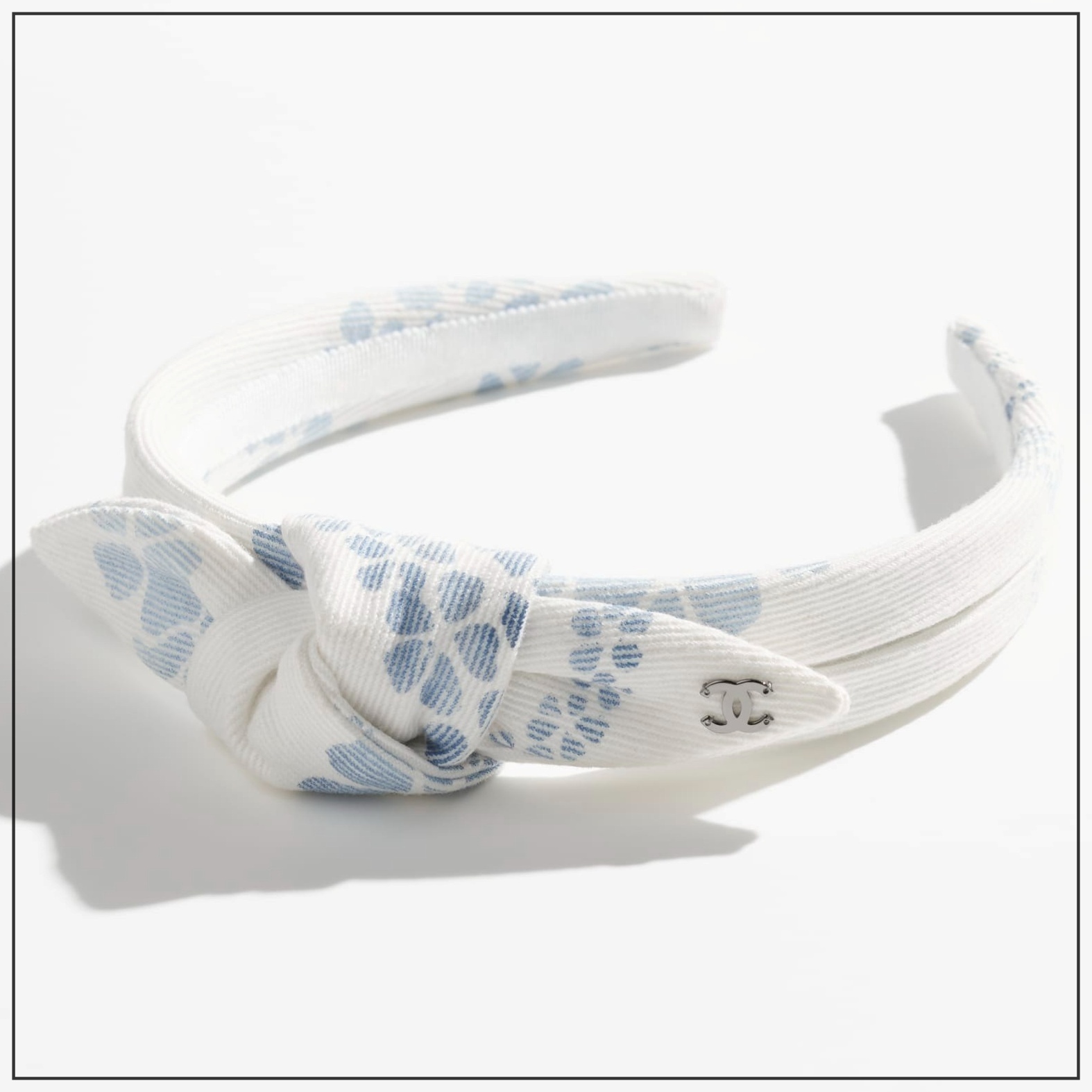 《夏らしい爽やかな花柄》CHANEL ココビーチ ヘアバンド