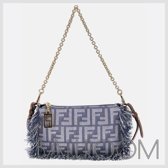 クラッチバッグ FENDI BAGUETTE POUCH FABRIC FF