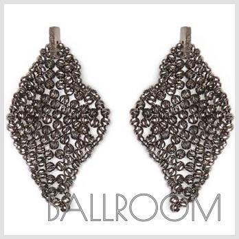 ピアス BRUNELLO CUCINELLI SCULPTURED SILVER EARRINGS