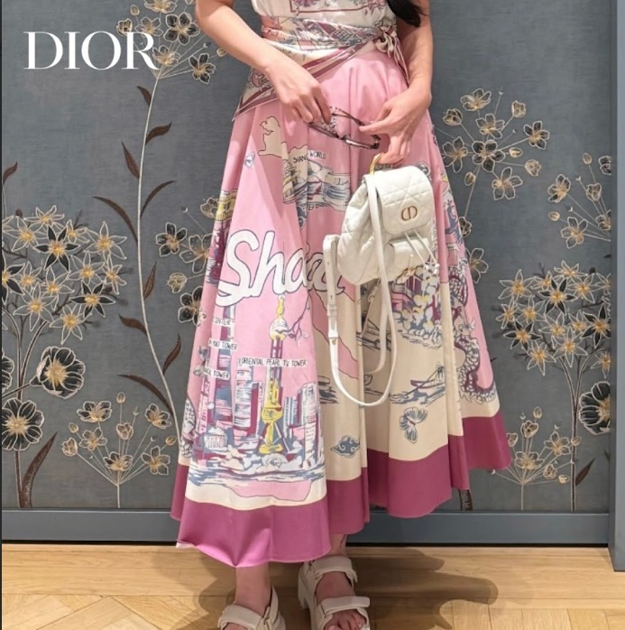 魅力のデザイン【DIOR】DIOR スカート