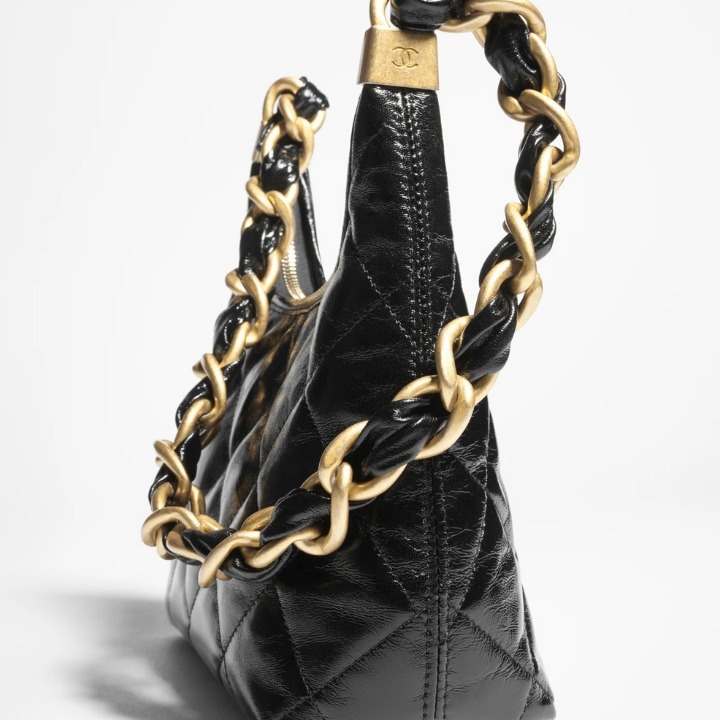 《艶やか★エレガント》CHANEL ホーボーバッグ