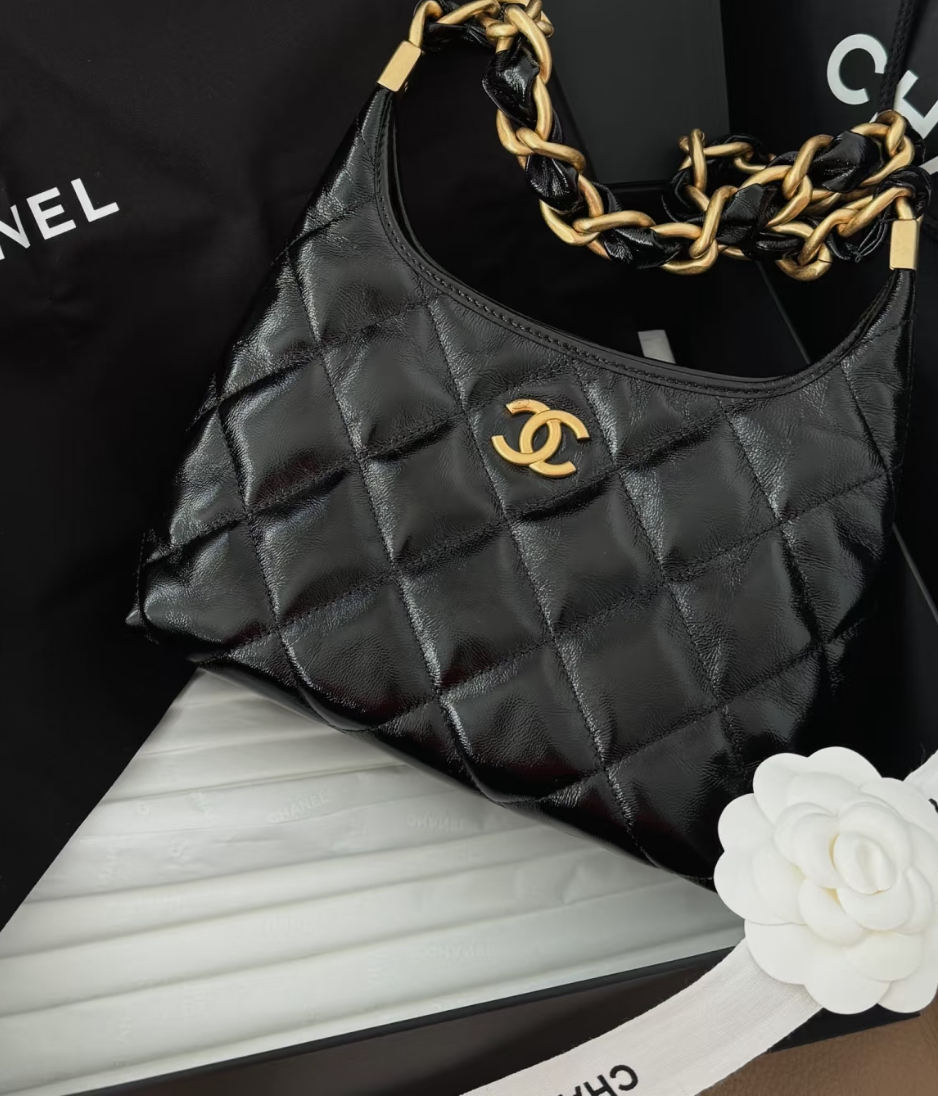 《艶やか★エレガント》CHANEL ホーボーバッグ