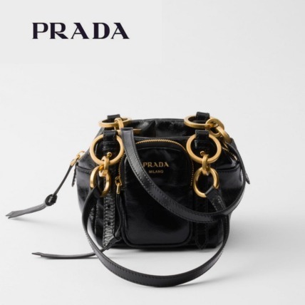 【PRADA】ダングル レザー トップハンドル ミニバッグ ブラック