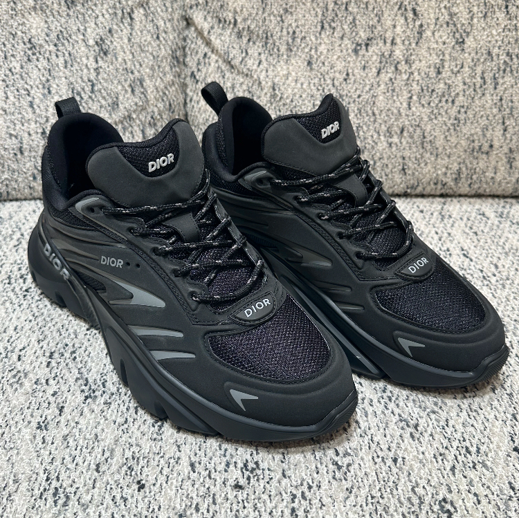 Dior《B44ブレードスニーカー》ブラック ロゴ メッシュ DHL 直営
