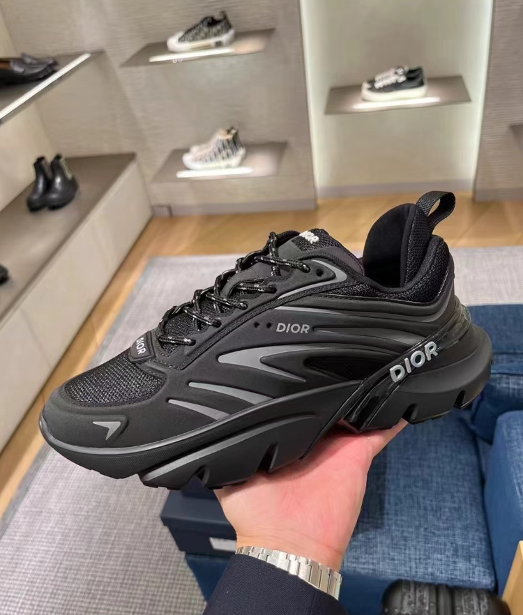 Dior《B44ブレードスニーカー》ブラック ロゴ メッシュ DHL 直営