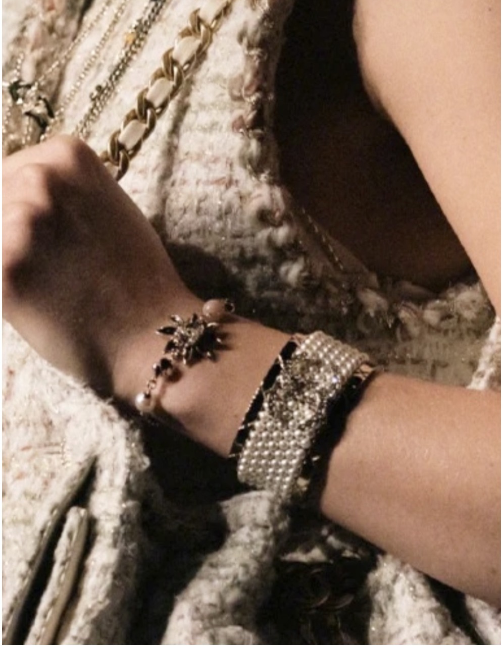 《手首華やかに♪》CHANEL パール バングル