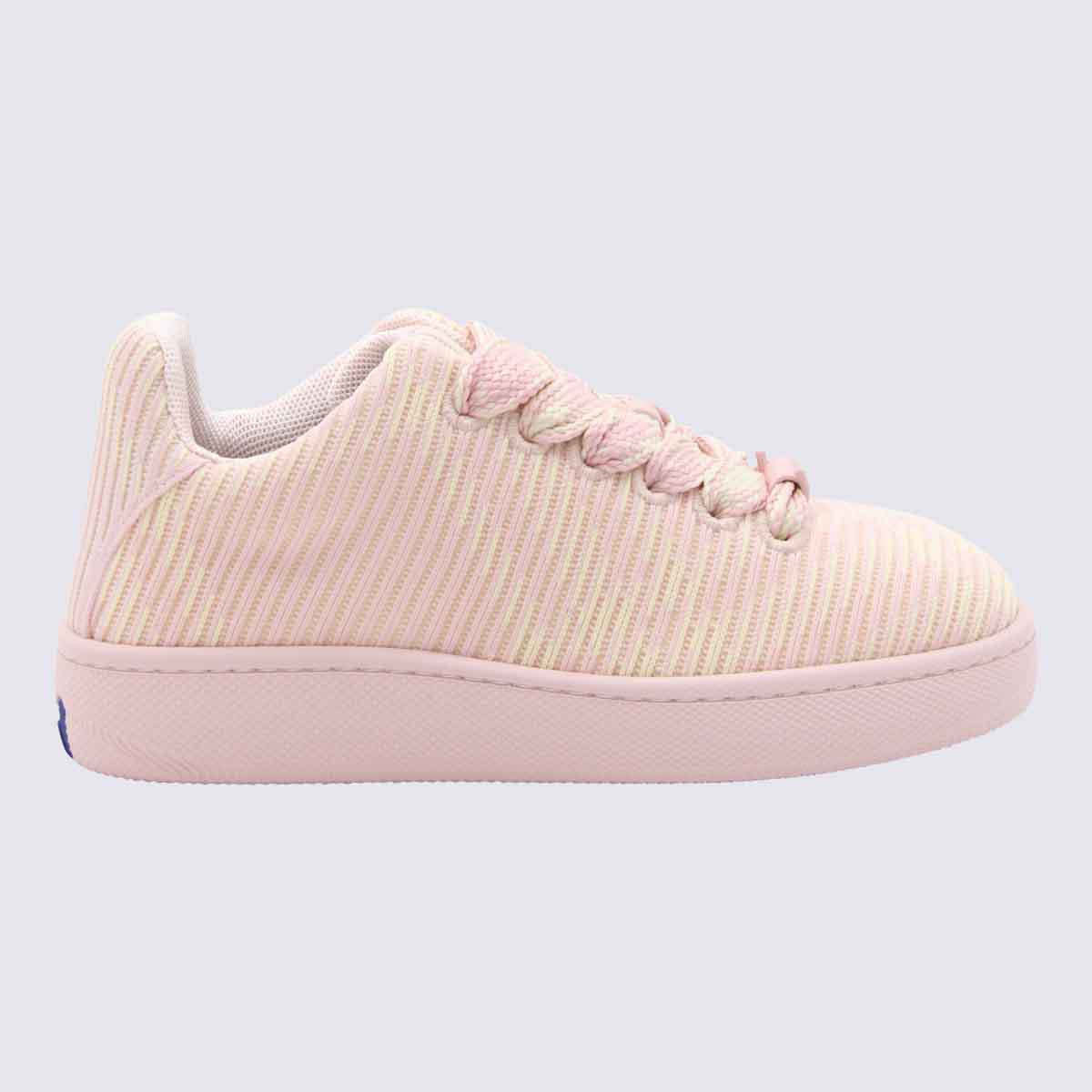 【関税＆送料込み】Burberry Pink Sneakers