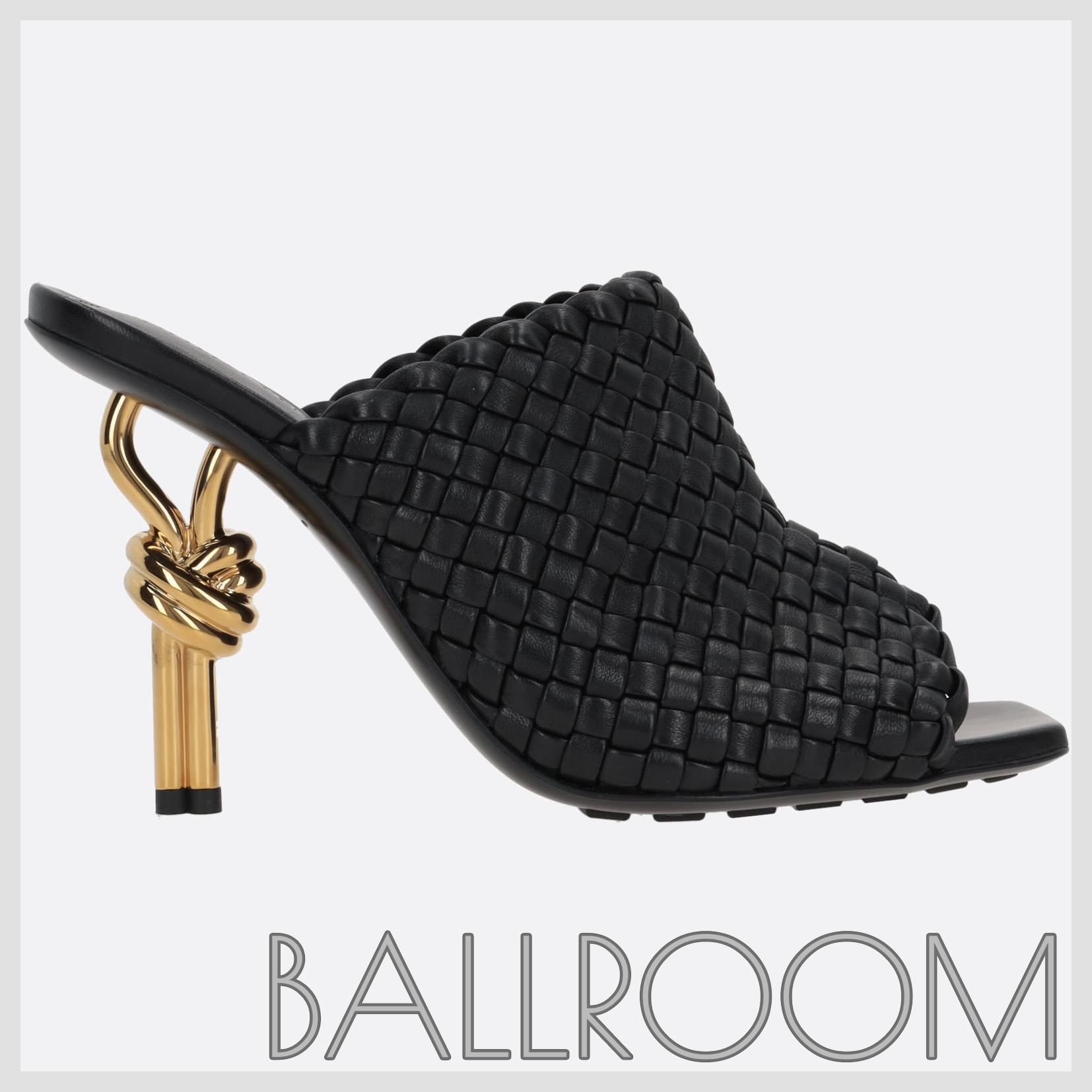 サンダル・ミュール BOTTEGA VENETA KNOT MULE SANDALS IN INTRECCIATO NAPPA