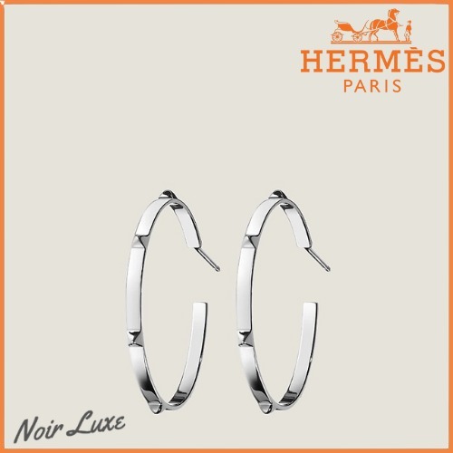 シンプル華やか♡上品【HERMES】Hermes Clou d'H ピアス