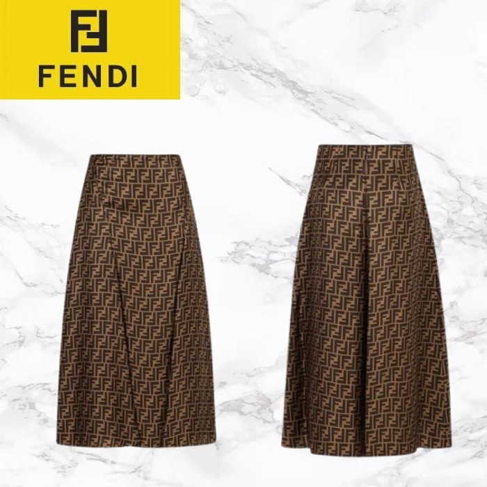 スカート Fendi Embroidered Silk Skirt