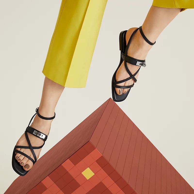 《目を惹く美しさ♪3色》HERMES サンダル ジューン June