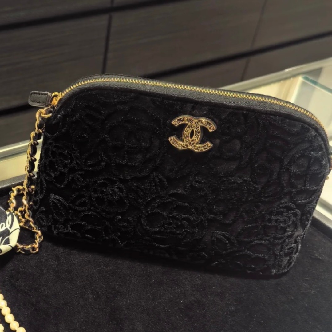 《人気♪美しいデザイン》 CHANEL ショルダーバッグ
