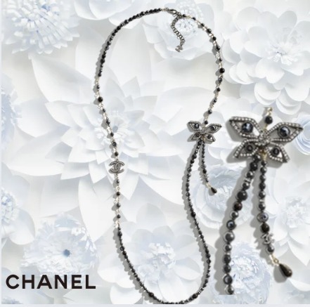 シックなバタフライモチーフ☆【CHANEL】ロングネックレス
