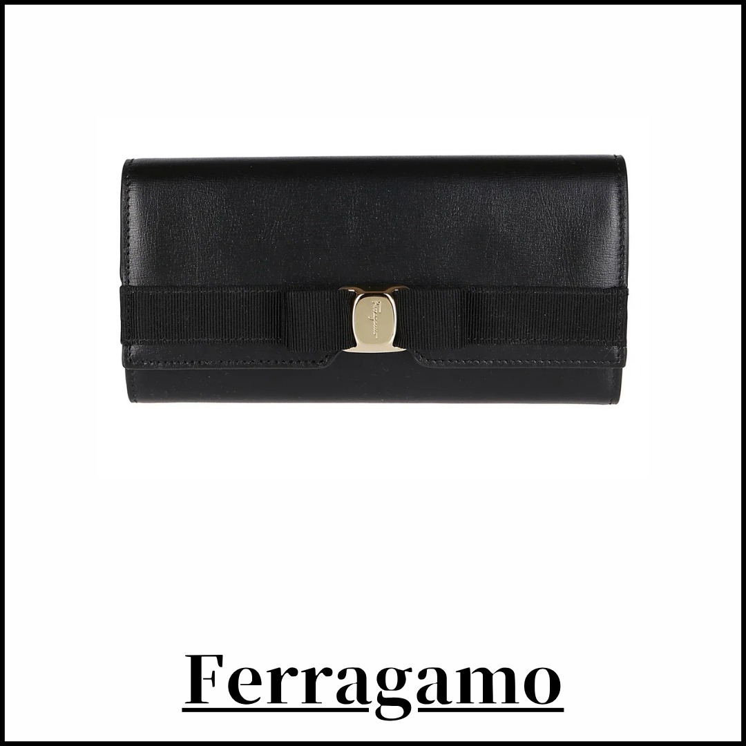 関税込【Ferragamo】ヴァラ ウォレット ブラック