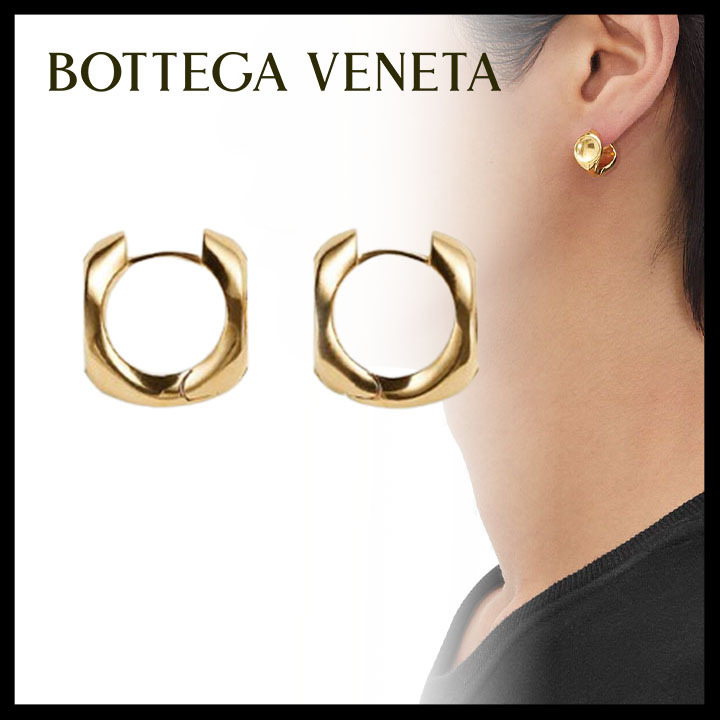 Bottega Veneta直営店 ディテールフープピアス
