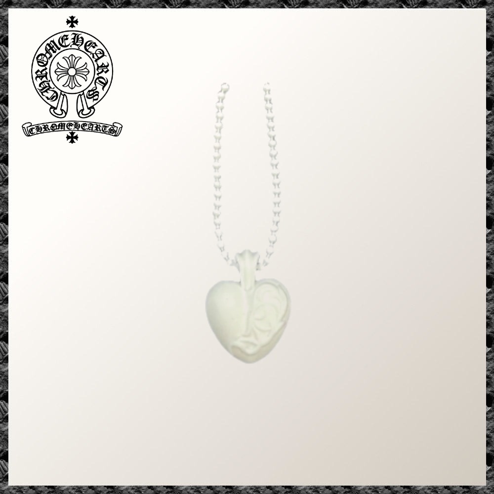 ◆入手困難◆CHROME HEARTS◆Silichrome CH Heart Pendant White