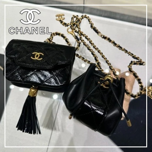 【使い勝手抜群♪】CHANEL 2個セットでオシャレ ベルトバック