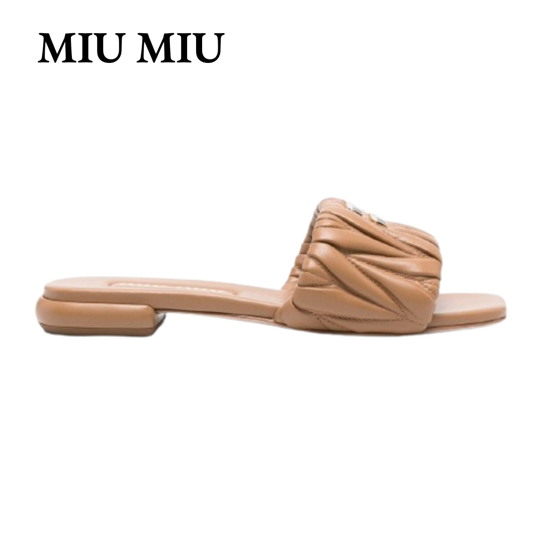 【VIP価格】MIU MIU レザー マテラッセ サンダル
