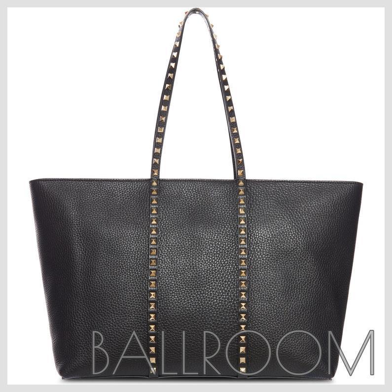 トートバッグ VALENTINO ROCKSTUD SHOPPING BAG IN GARNET CALFSKIN