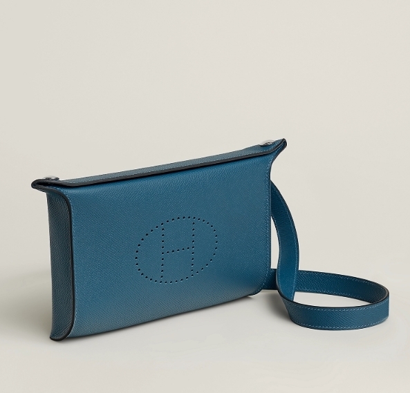 上品カジュアル♪《HERMES》Videpoches ショルダーバッグ
