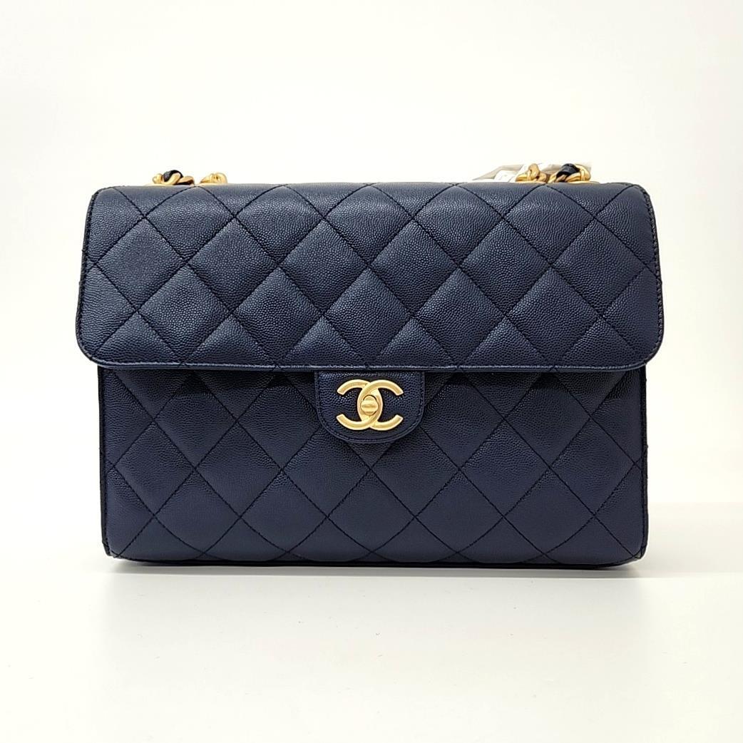ショルダーバッグ・ポシェット × ヴィンテージ(中古) Chanel Caviar Chain Shoulder Bag