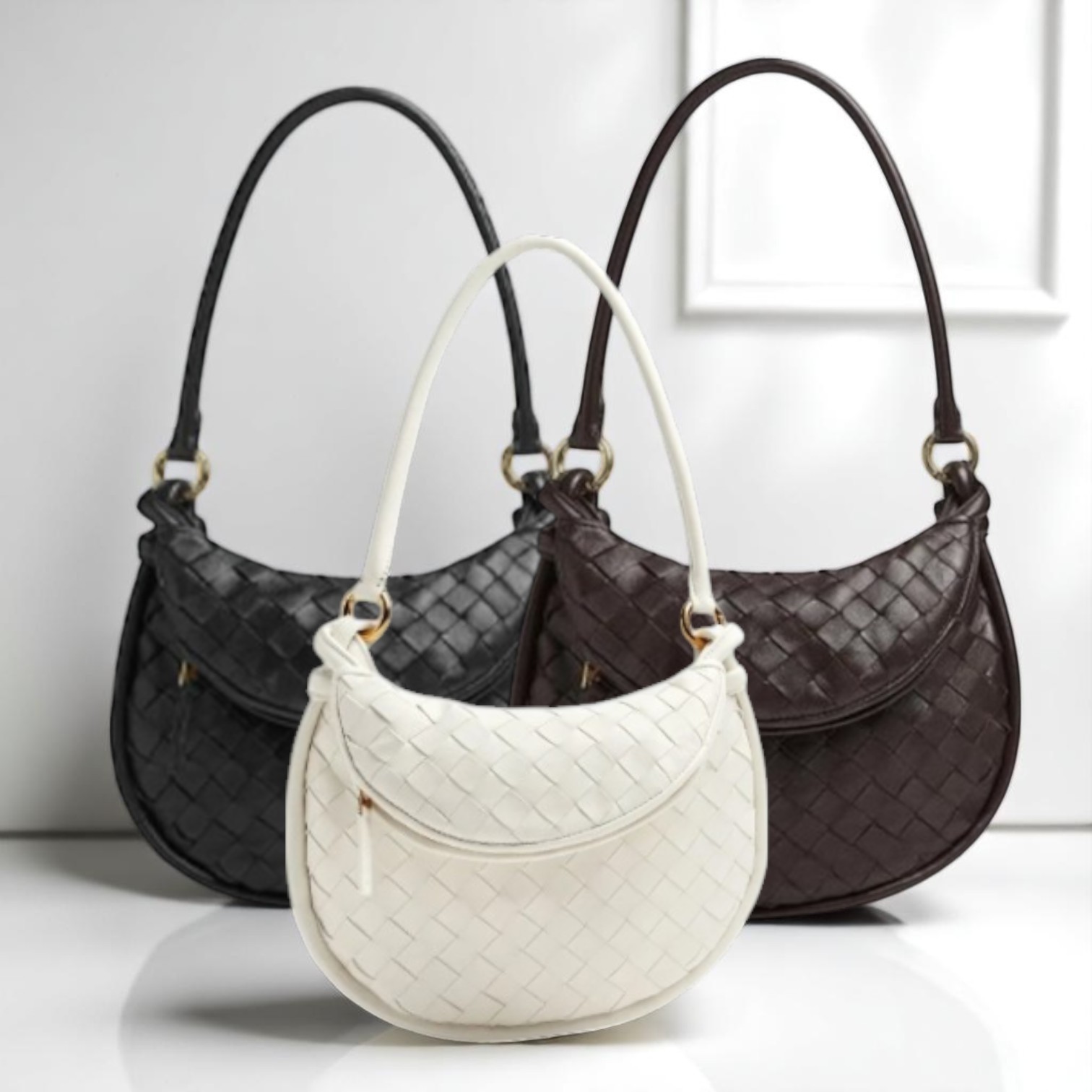 直営店‐BOTTEGA VENETA‐ 最終SALE! スモール ショルダーバッグ
