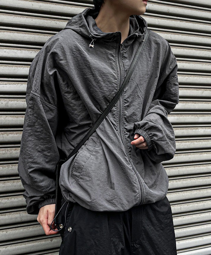 [COSYHARU公式] Gorpcore Hooded Windbreaker 関税・送料込み