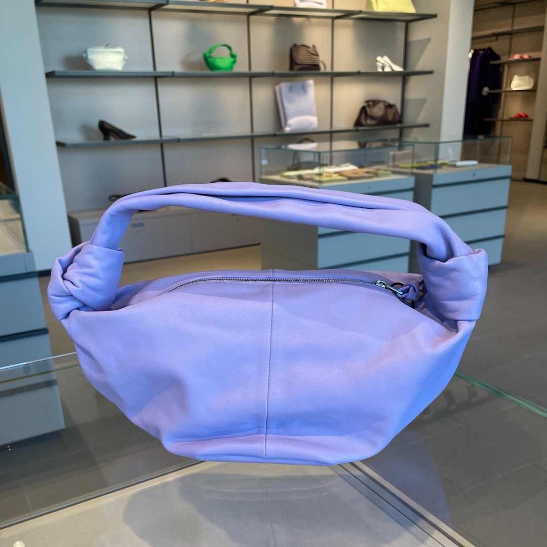 直営店‐BOTTEGA VENETA‐ 最終SALE! DOUBLE KNOT ハンドバッグ