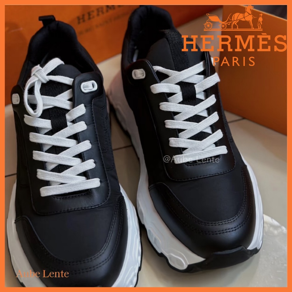 軽やか美シルエット☆【HERMES】In-Pulse スニーカー