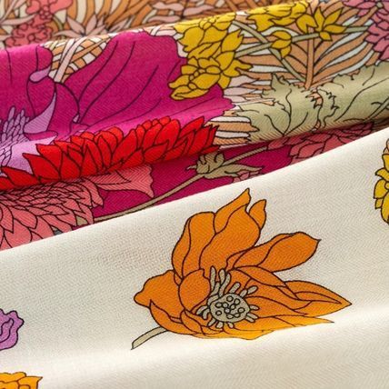 《気分が上がる華やかさ♥》HERMES ストール