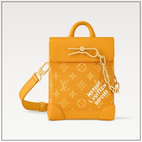 《印象的なイエロー》Louis Vuitton ナノスチーマーバッグ
