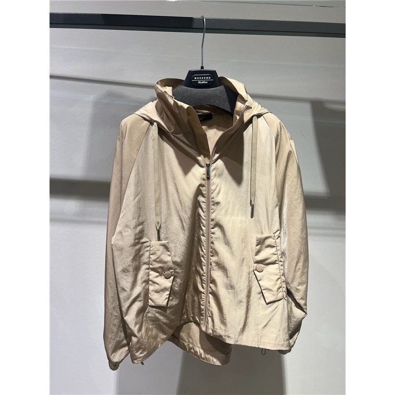 【★日本未入荷★】WEEKENDMAXMARA ☆ ウインドブレーカー SPUMA
