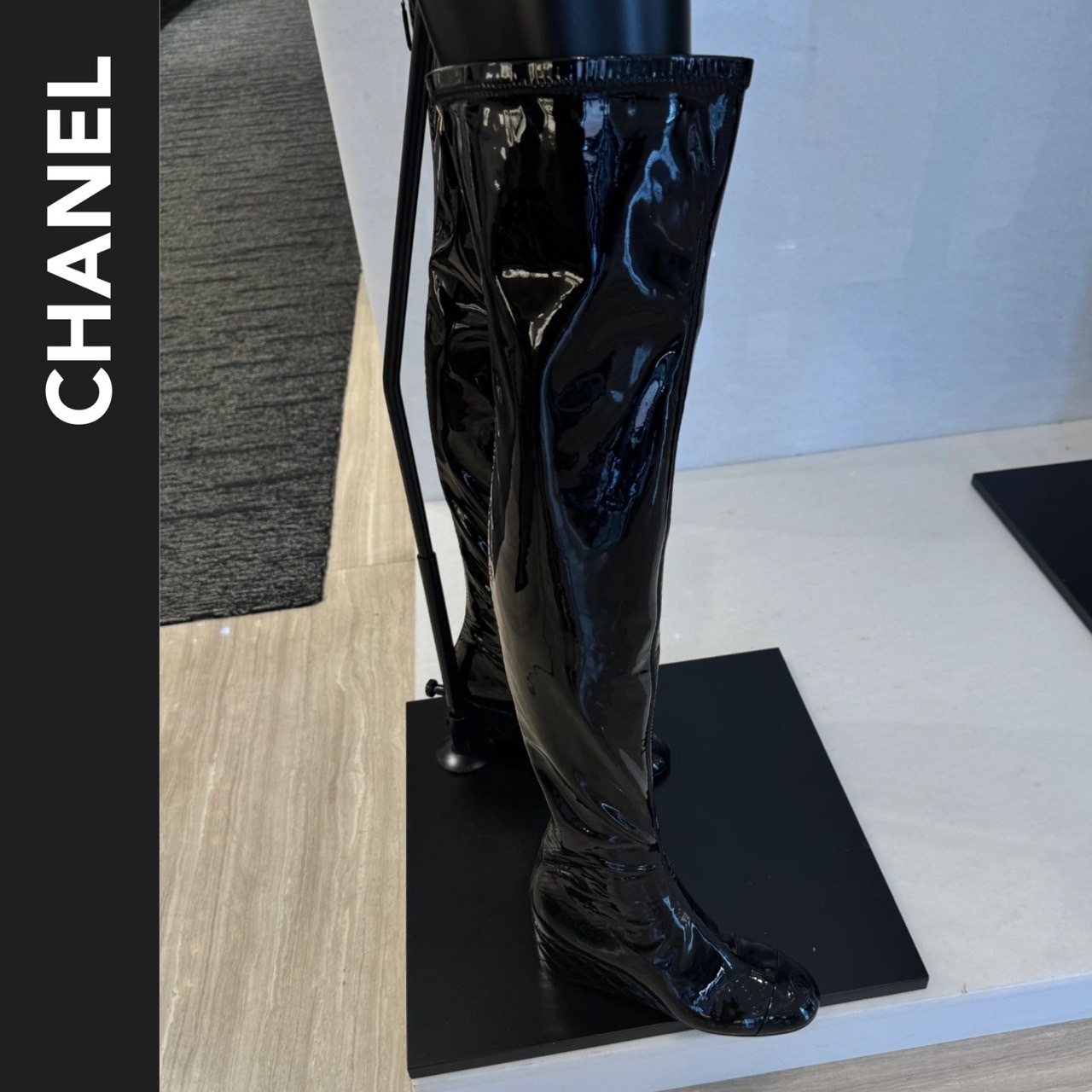 艶がクールなニーハイ♪【CHANEL】25A サイハイ ブーツ