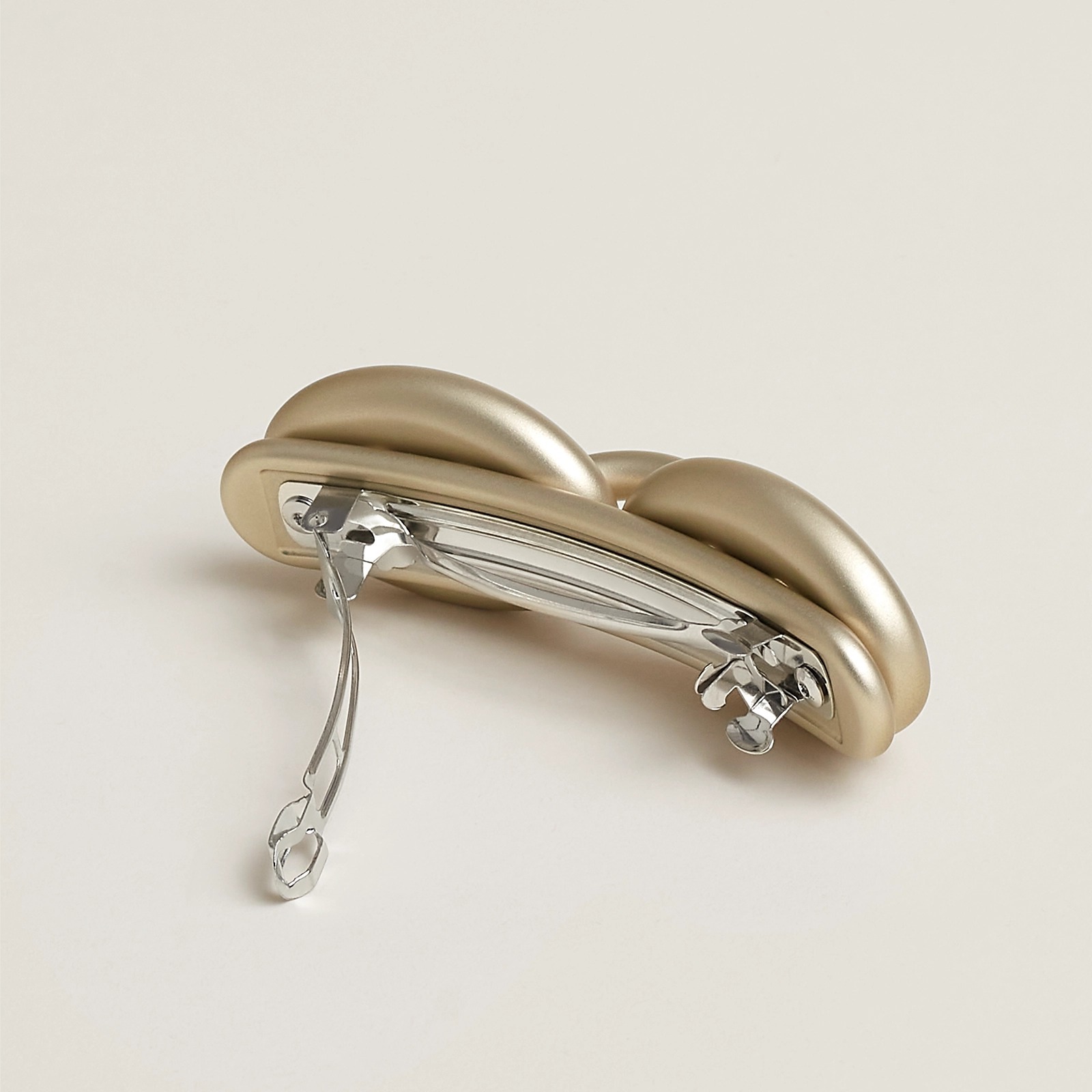 《マットな品格☆》【HERMES】ヘアクリップ トライマイロン GM