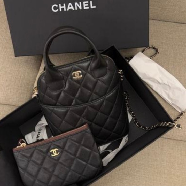 《25A★どのシーンでも合う可愛さ》CHANEL ショルダーバッグ