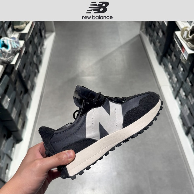 【NEW BALANCE】 WS327SFC スニーカー