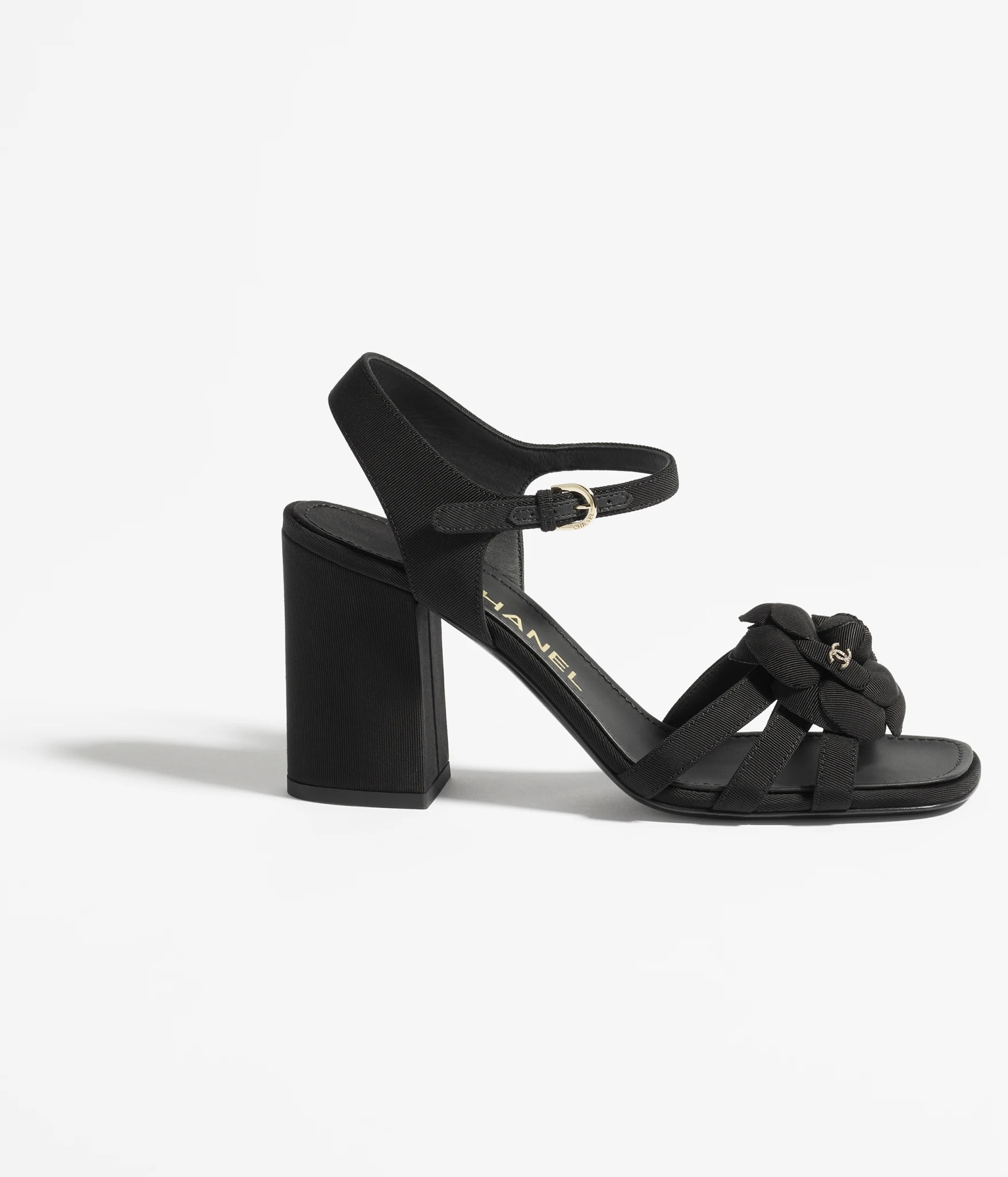 《CHANEL》24/25メティエダール 定番◎ ブラックサンダル