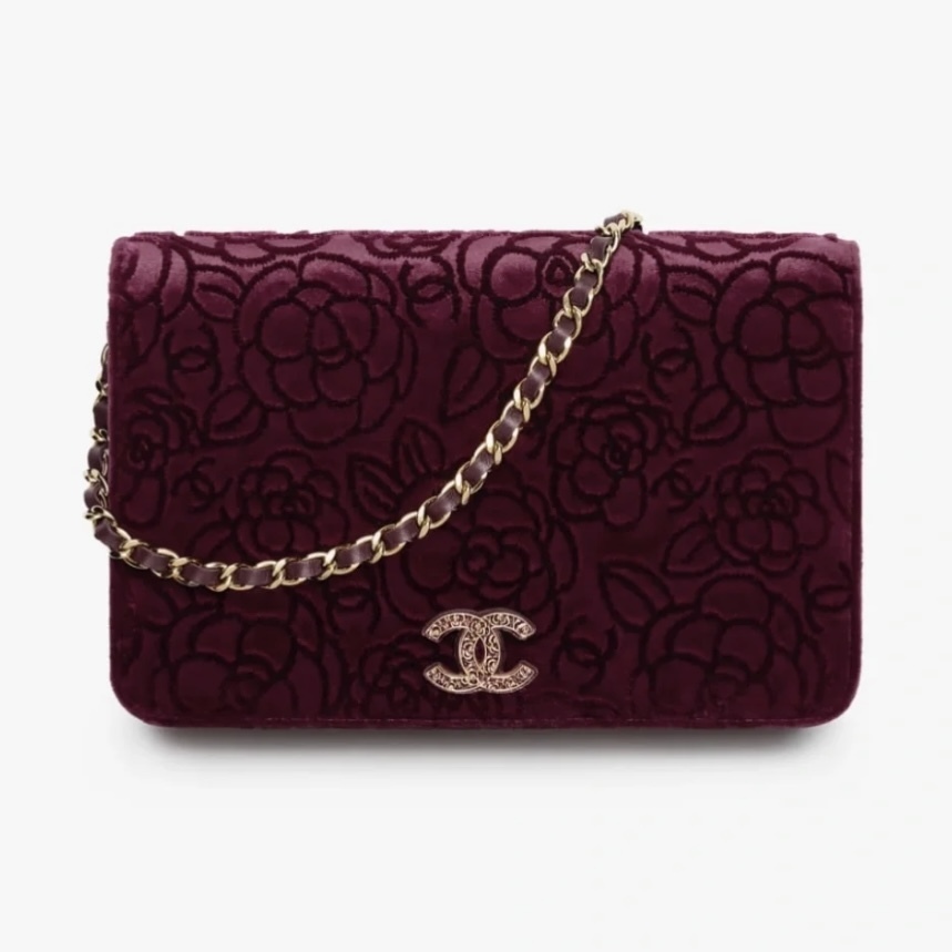 《人気♪美しいデザイン》 CHANEL チェーンウォレット