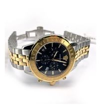 【送料関税込み】VERSACE シグネチャーウォッチ 腕時計 44mm