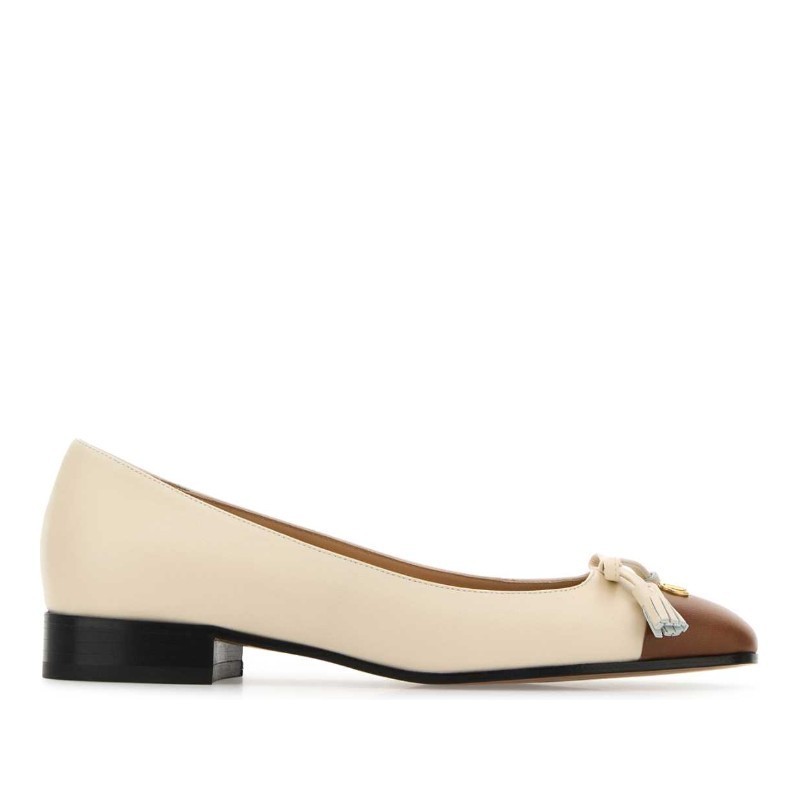 フラットシューズ VALENTINO Ivory leather VLogo Signature ballerinas