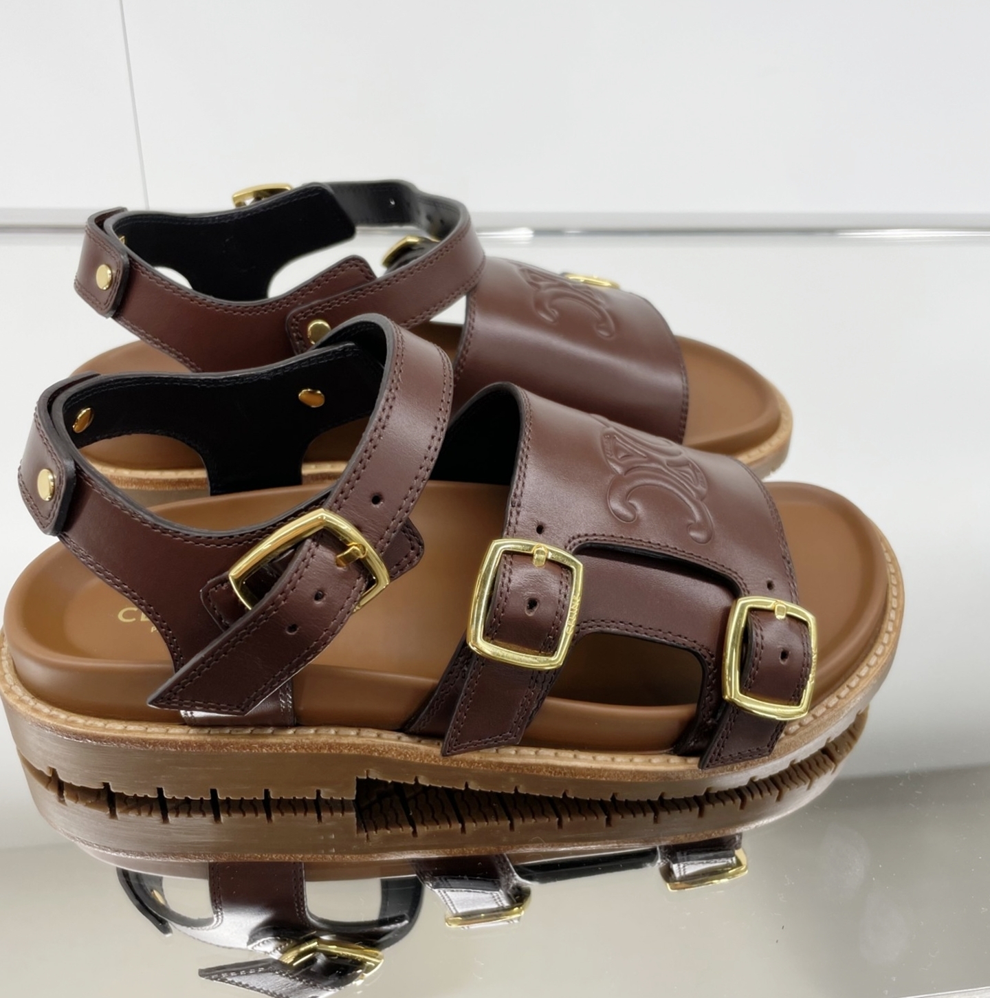 CELINE【セール】 トリオンフ25 サンダル★2色・関税込み