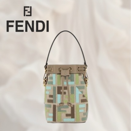 ［Fendi ］Embroidered Canvas Mon Tresor Bucket B